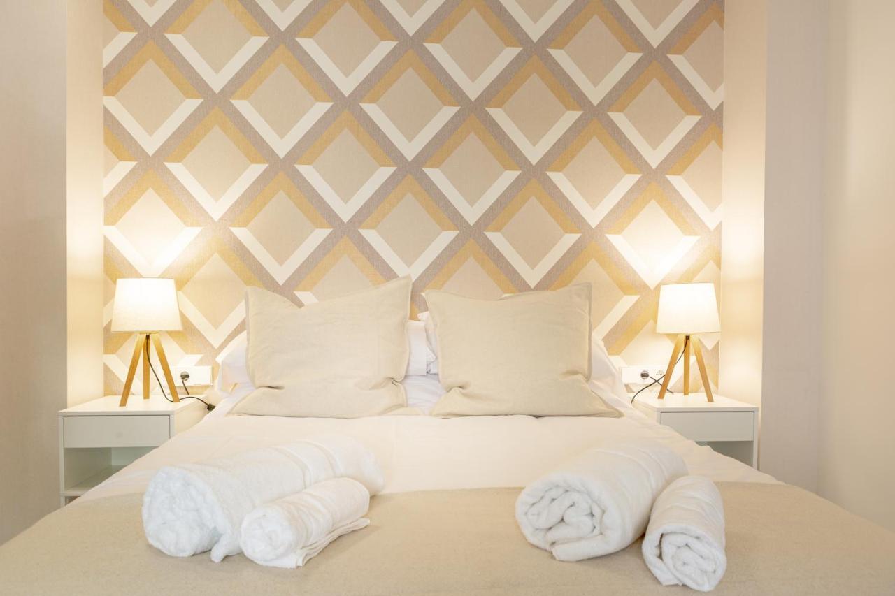 Teatro Suites Malaga Playa 外观 照片