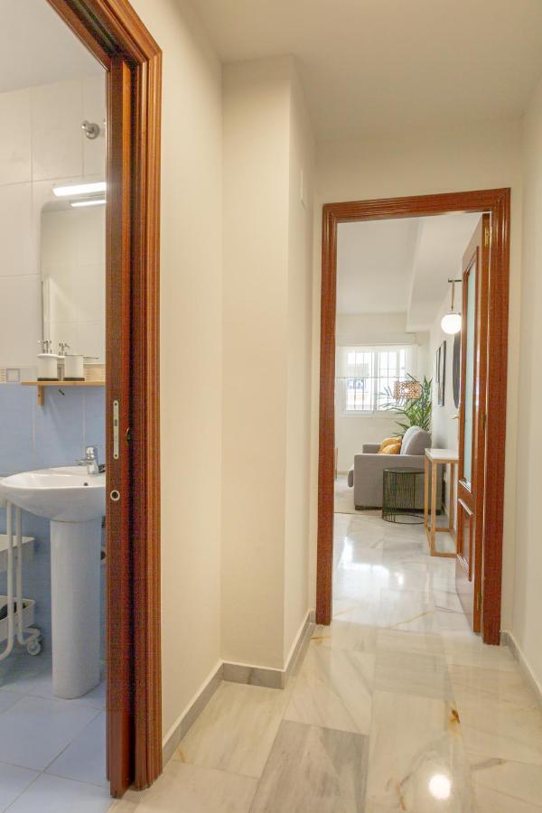 Teatro Suites Malaga Playa 外观 照片